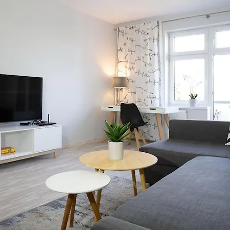 Bright By The Park & The River Апартаменты *